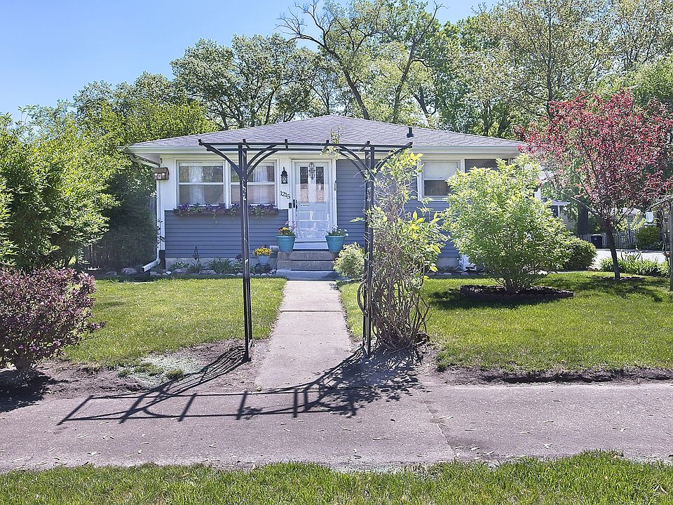 1st image of 1215 Franklin Ave