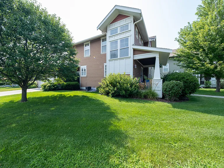 15615 Dunberry Way — Photo 40