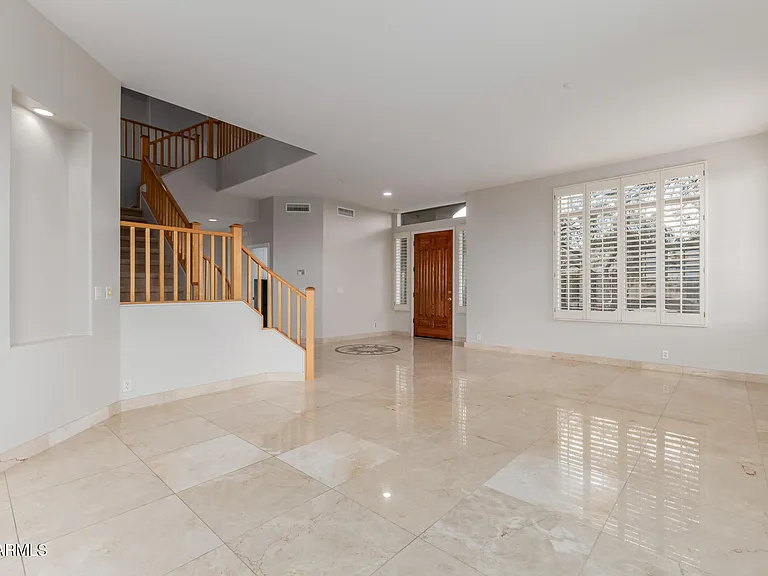 10872 E Raintree Dr — Photo 8