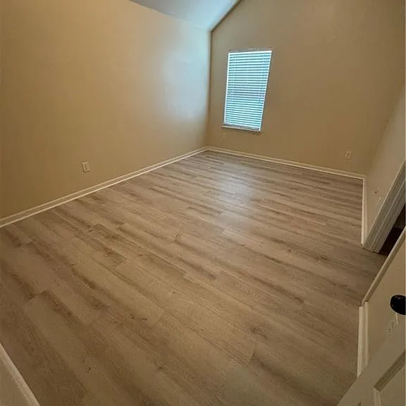 852 Nevis Way — Photo 12