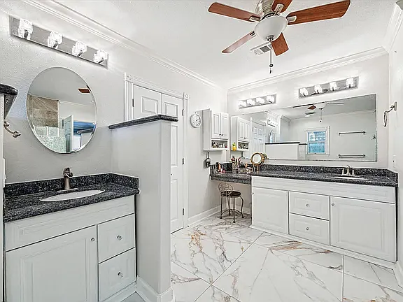 7506 Dearborn St — Photo 19