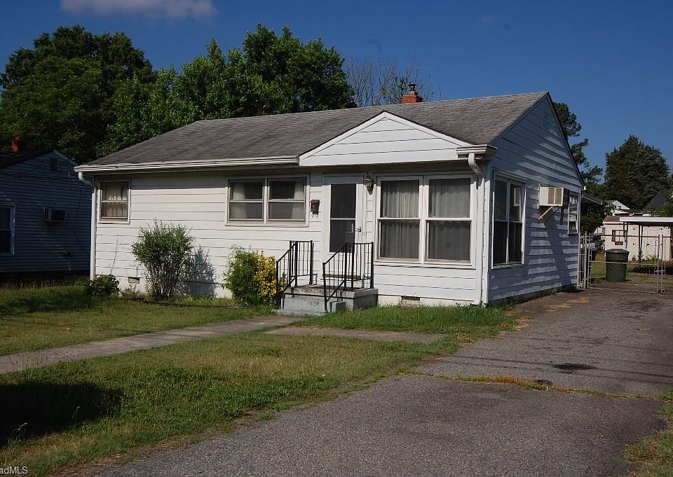 1st image of 1609 N Ohenry Blvd