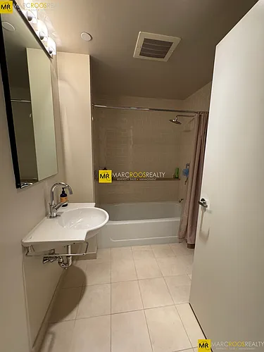 285 Columbus Ave Photo 1