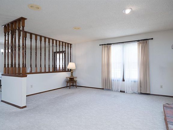5th image of 3400 Buchanan Ct