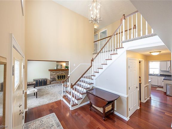 5th image of 20760 Forestwood Dr