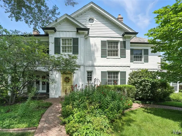 5 Thorndell Dr, Saint Louis, MO 63117