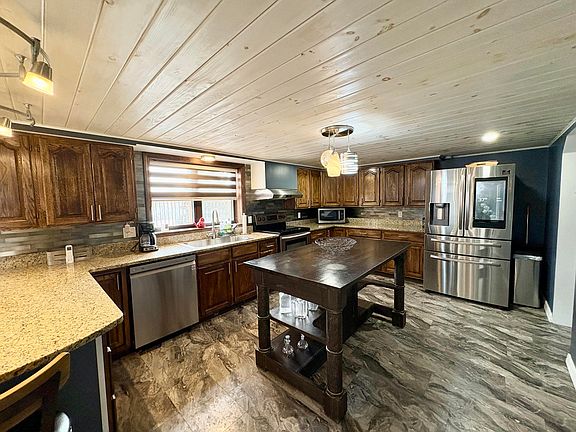 5th image of 722 Beaulieu Road