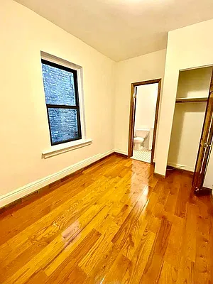 Rented by Avenues Real Estate | media 8