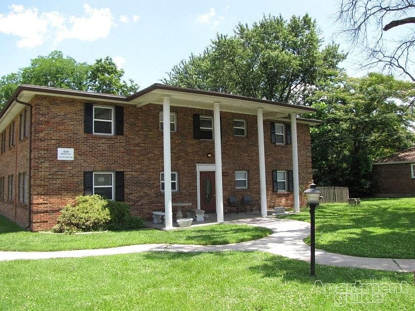 1st image of 810 Howard Ave