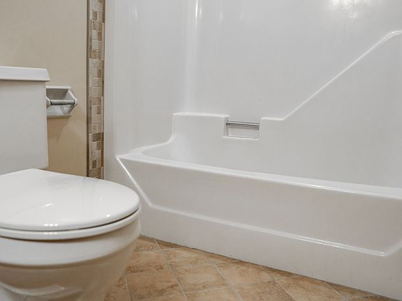 3rd image of 113 & 114 Noble Vista Dr #204