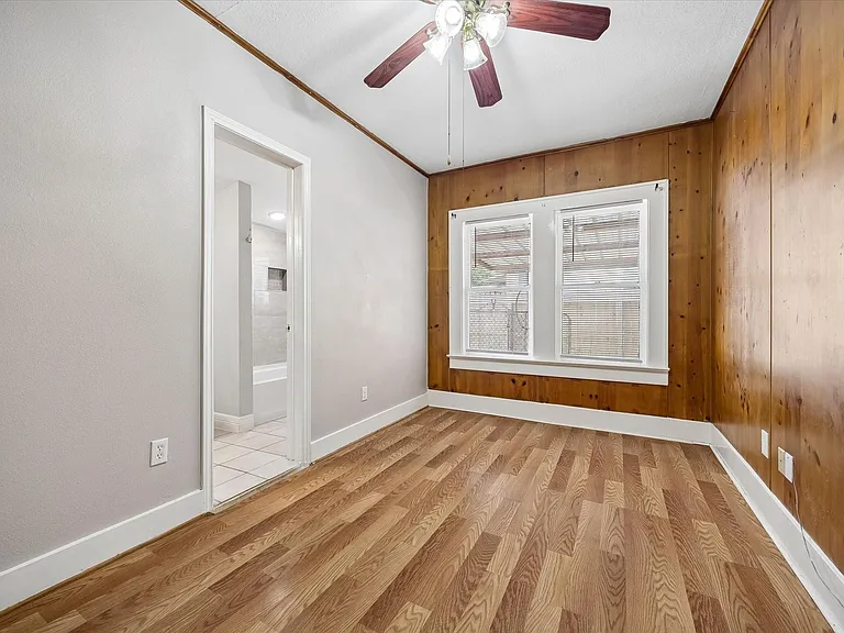 1409 Pearson St — Photo 7