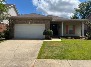 8 Bridgefield Cir, Hattiesburg, MS 39402