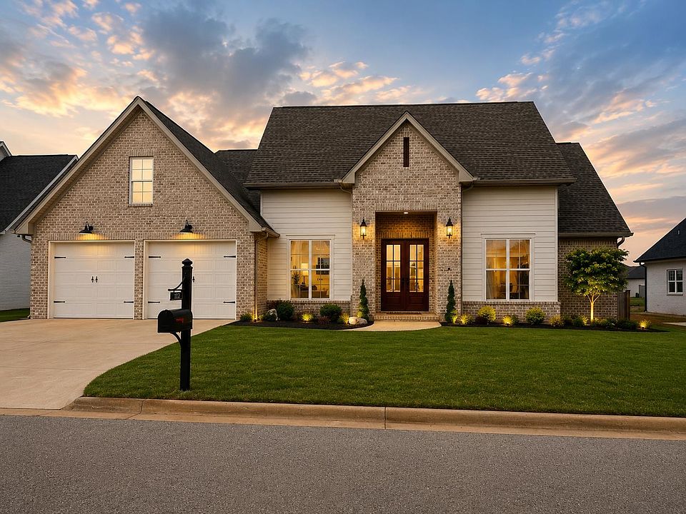 1st image of 119 Grove Landing Dr