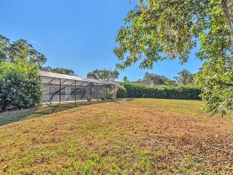 1702 Horseshoe Dr — Photo 25