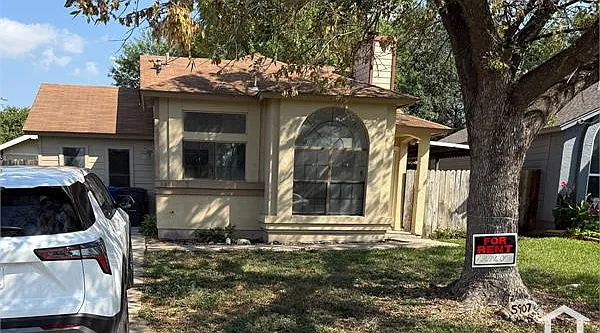 5907 Sunrise Vlg — Photo 1