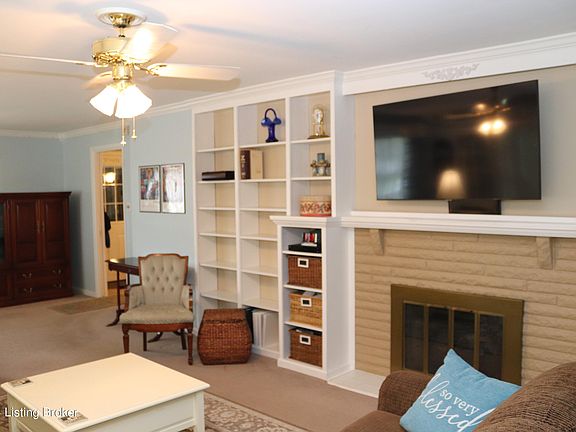5th image of 3313 Heather Ln
