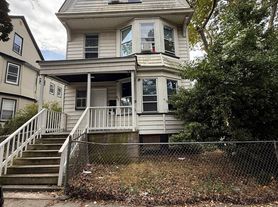27 Garwood Pl