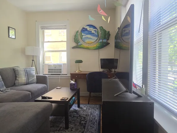 5713 N Magnolia Ave APT 1H, Chicago, IL 60660