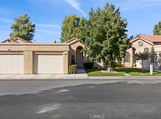 19036 Elm Dr, Apple Valley, CA 92308