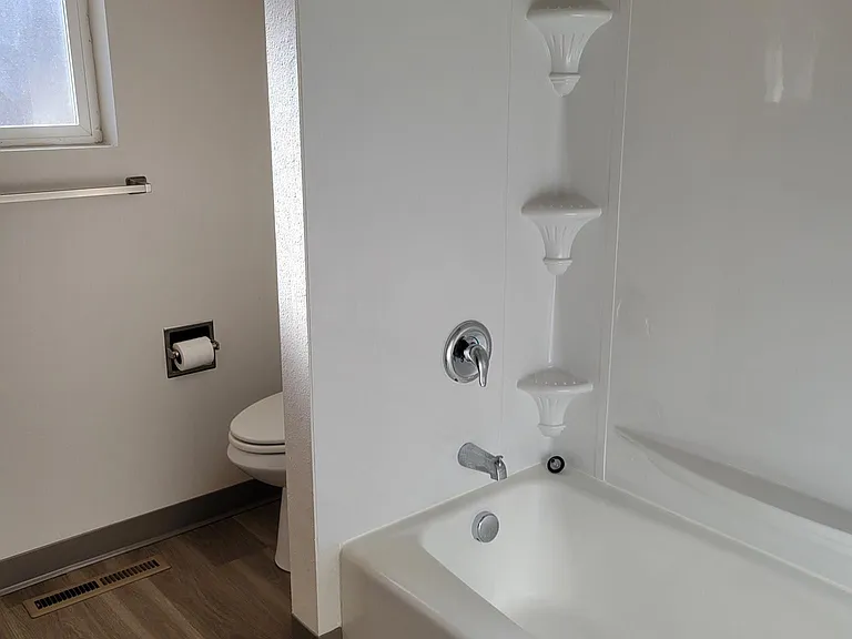 414 S 65th Ave #414 — Photo 9