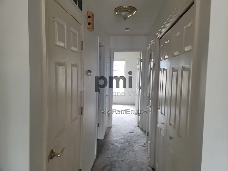 1306 Arthur Ave #9 — Photo 12
