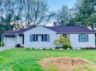 551 W 30th St, Holland, MI 49423