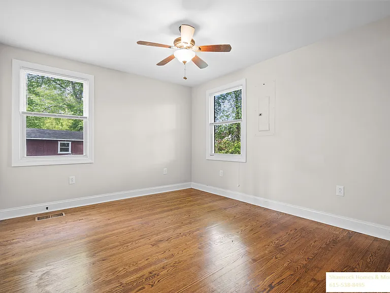 1235 Berwick Trl — Photo 9