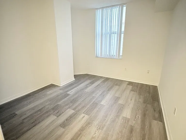 255 Evernia St #1120 — Photo 8