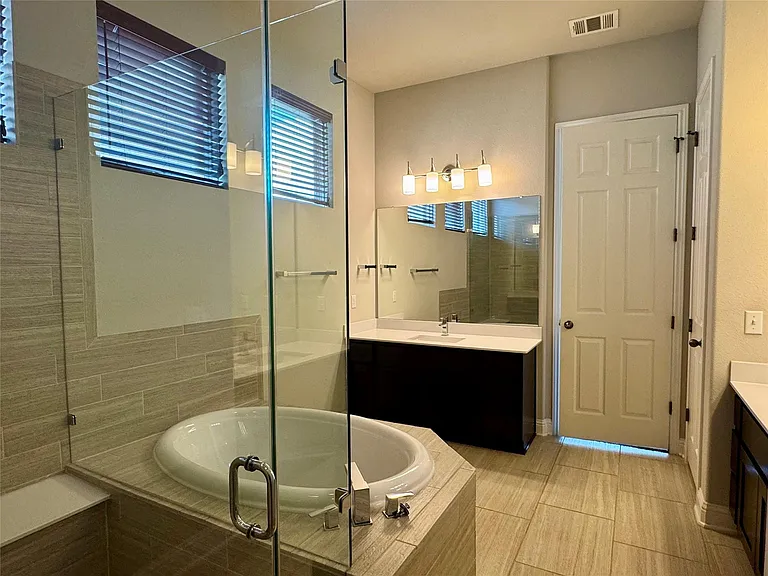 12524 Ondara Dr — Photo 22