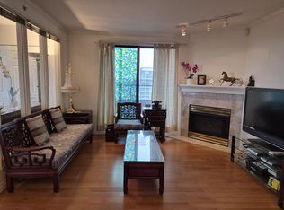 6611 Cooney Rd #1506, Richmond, BC V6Y 4C5