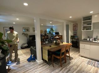 4732 35th Ave NE UNIT B, Seattle, WA 98105