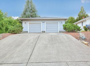 406 SW Alder St APT A, Grants Pass, OR 97526