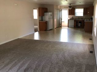 406 W College St, Energy, IL 62933