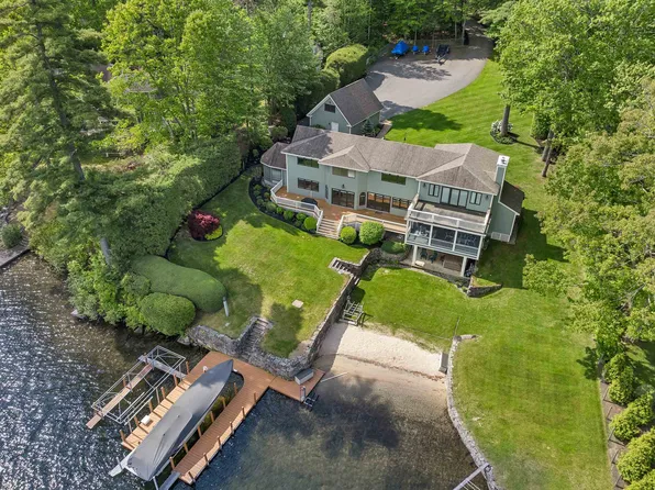 38 Stonehenge Road, Wolfeboro, NH 03894