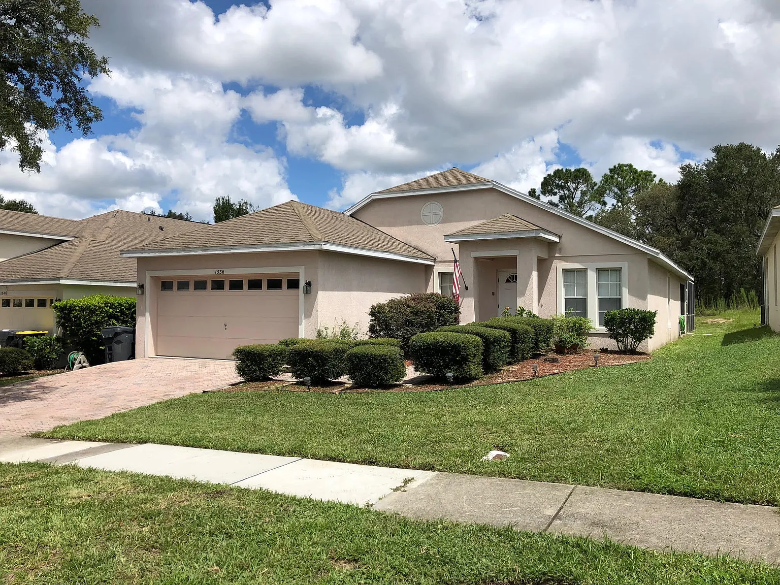 4 bed, 1687 sqft, $2,550 — Photo 2