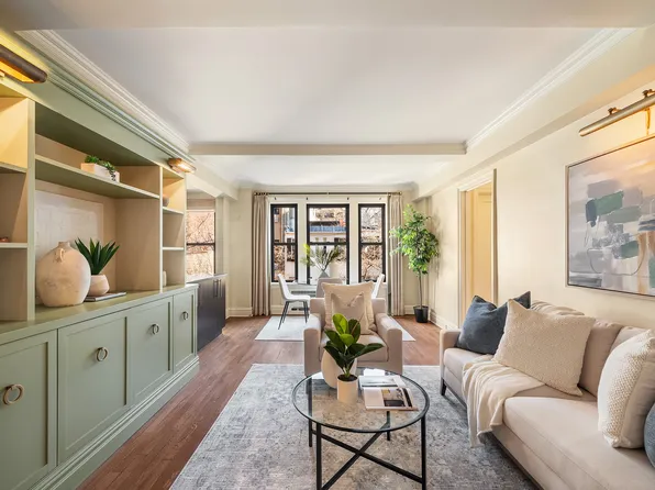 319 East 50th Street 4H image 1 of 8