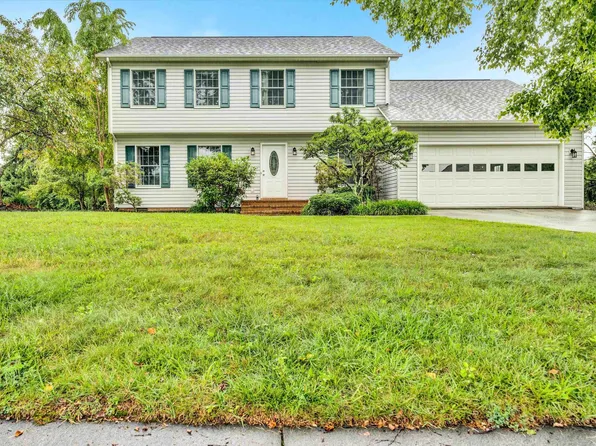 2003 Northside Dr, Blacksburg, VA 24060