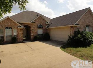 1914 Creekway Dr, Garland, TX 75043