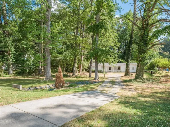 1375 Mayfield Rd, Alpharetta, GA 30009