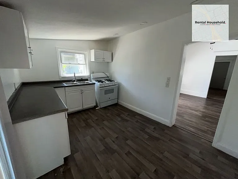 1118 Mason St — Photo 3