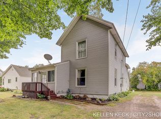 19723 Conklin St, Conklin, MI 49403
