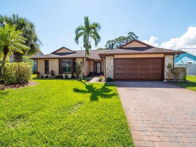 945 4th Lane, Vero Beach, FL, 32962