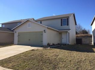 201 Sorrento Ln, Wentzville, MO 63385