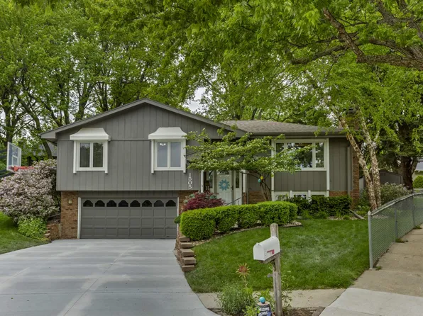 1505 S 142nd Cir, Omaha, NE 68144