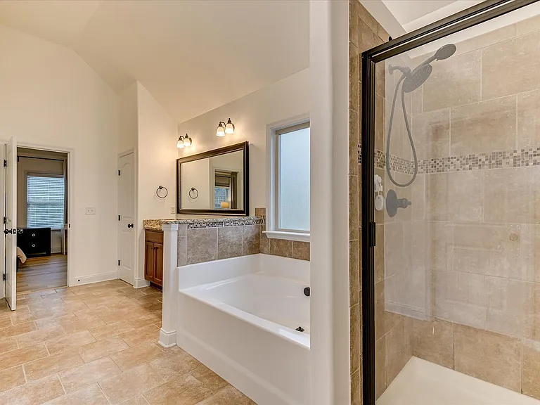 259 Wentworth Pl — Photo 31