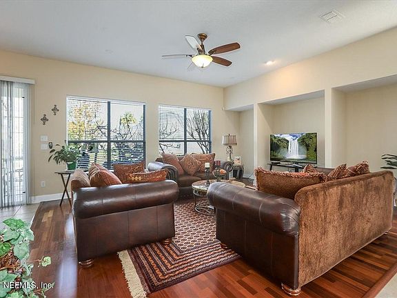 2nd image of 7777 Chipwood Ln