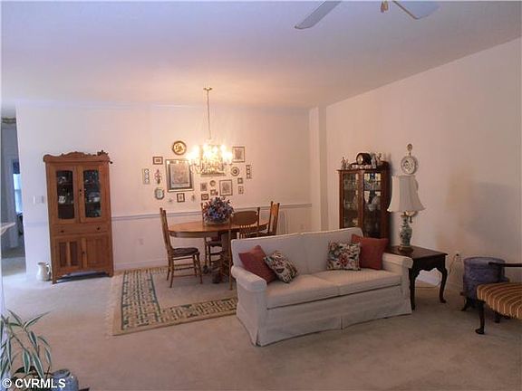 4th image of 609 Muirfield Ct #A
