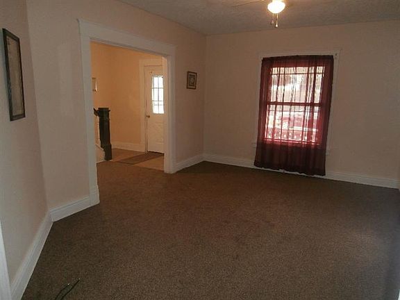 3rd image of 233 West St