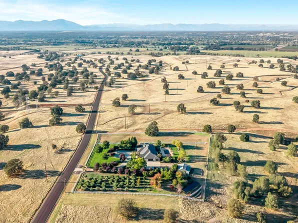 19160 River Downs Way, Cottonwood, CA 96022