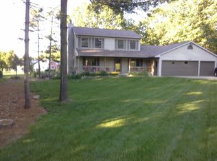 11185 Whispering Ridge Trl, Fenton, MI 48430